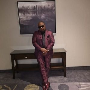 Meet your Posher, Stephen